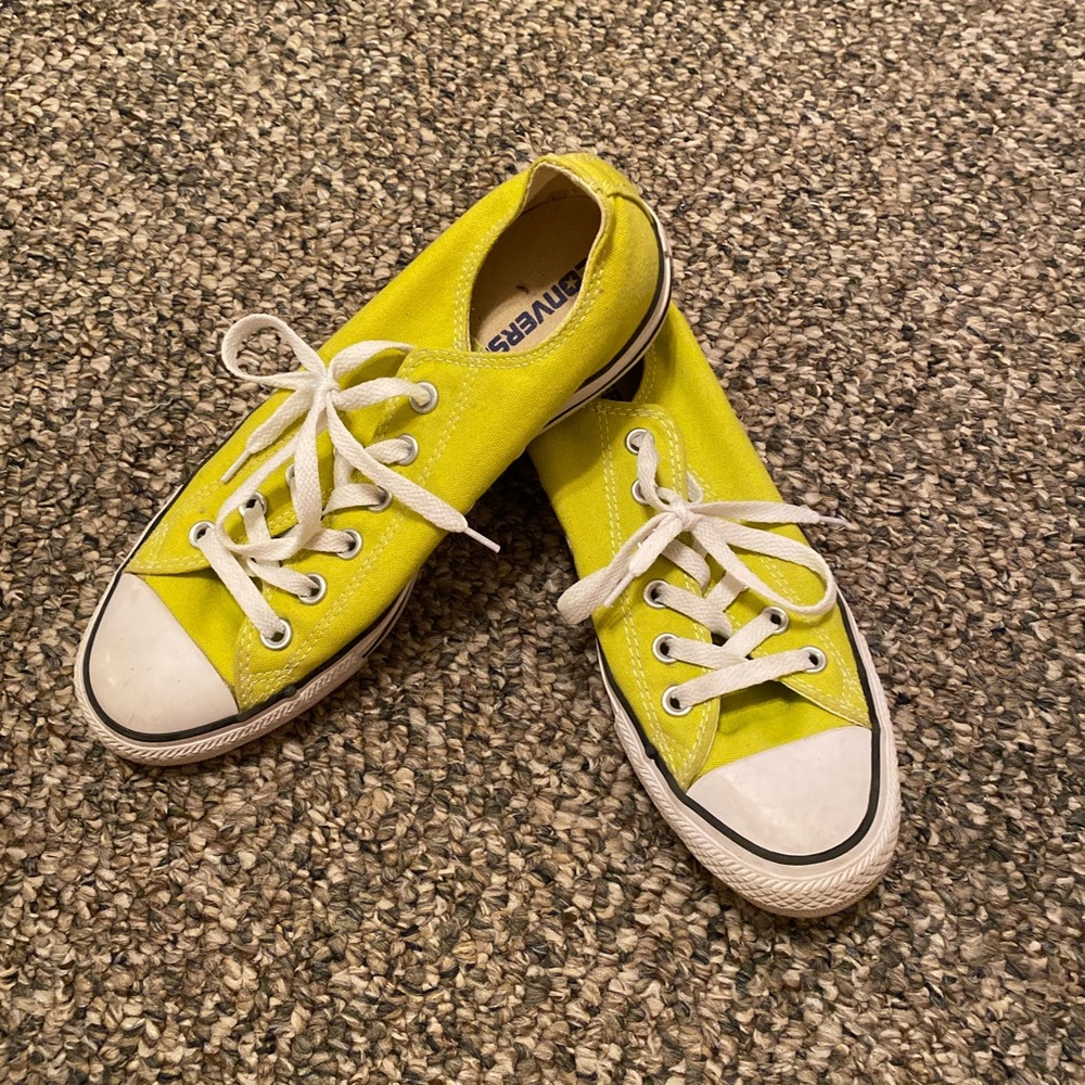 Neon converse